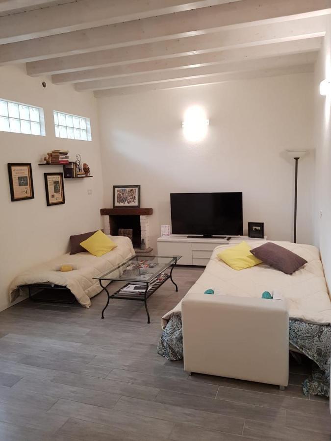 科莫La Casa Degli Artisti公寓 外观 照片